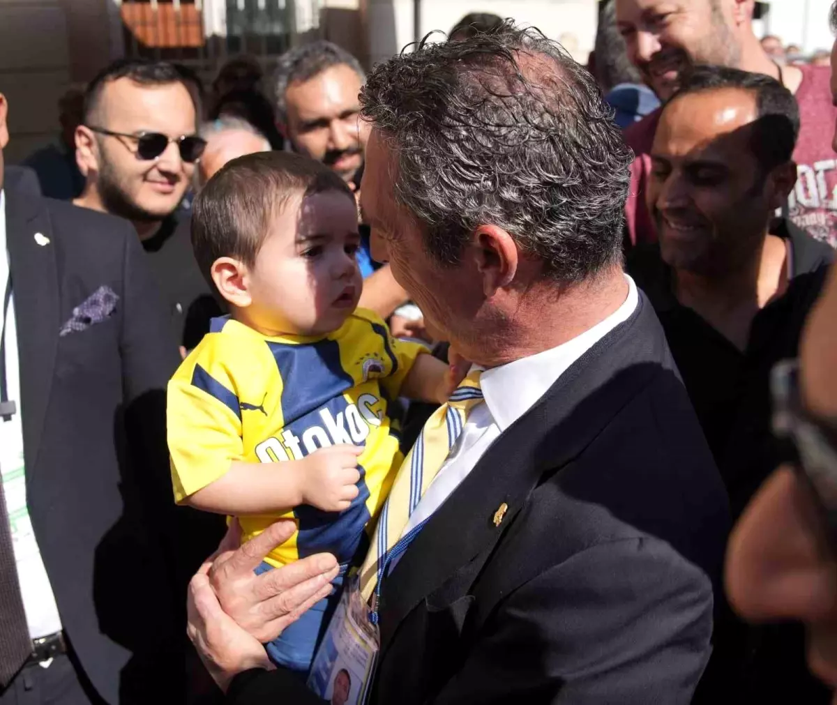 ali koca kongre uyelerinden yogun ilgi lxlz6DFR