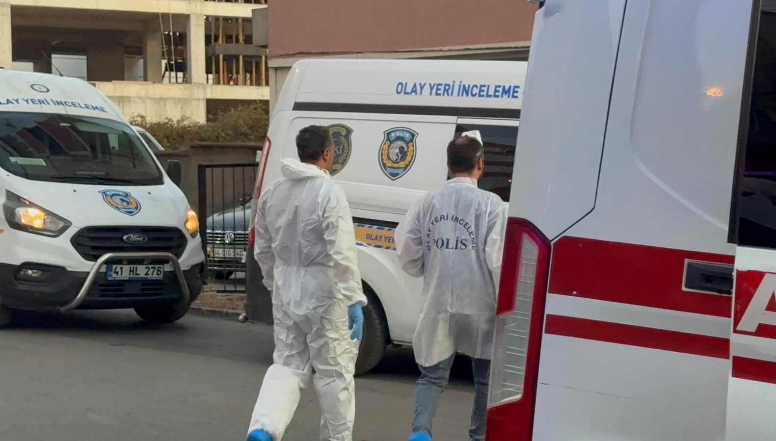 Anne ve 5 yaşındaki kızı evde ölü bulundu