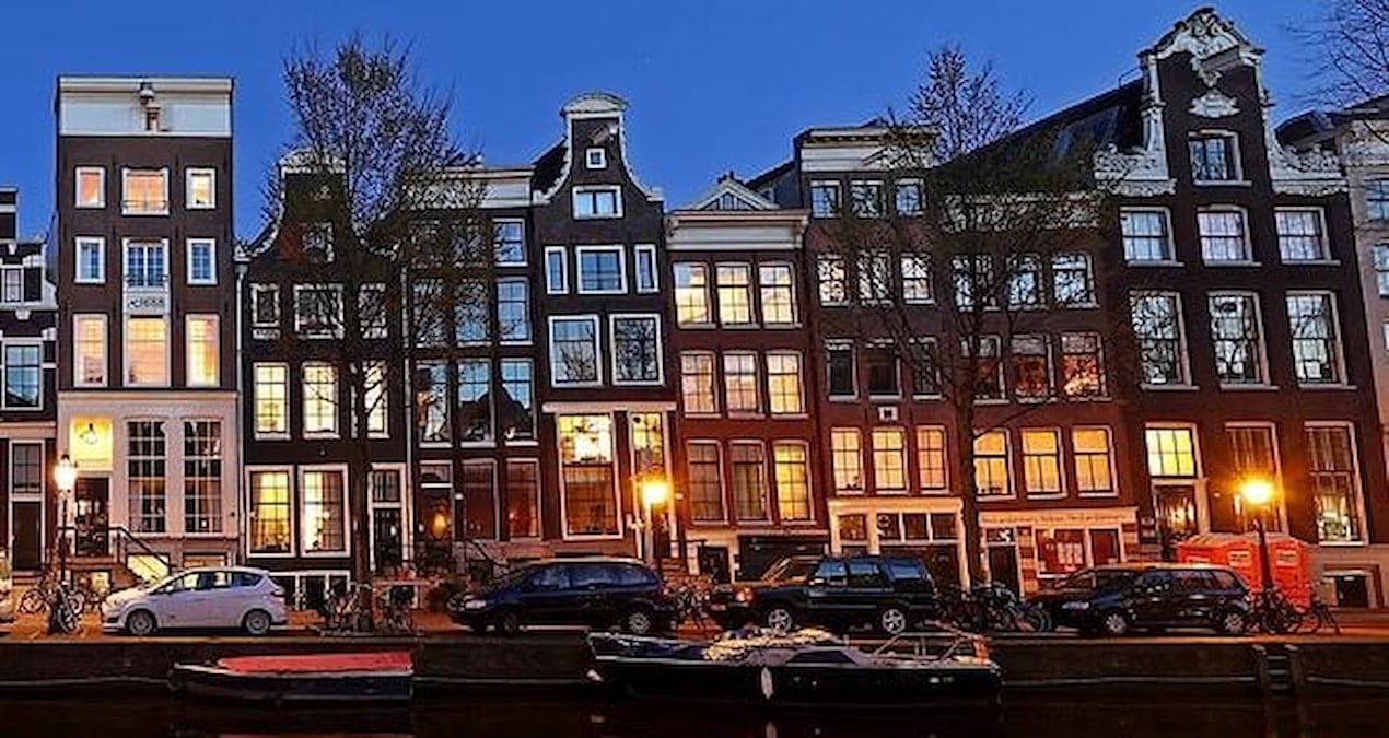 Bu ülkedeki evlerde perde görmek neredeyse imkansız! Asla kullanmıyorlar