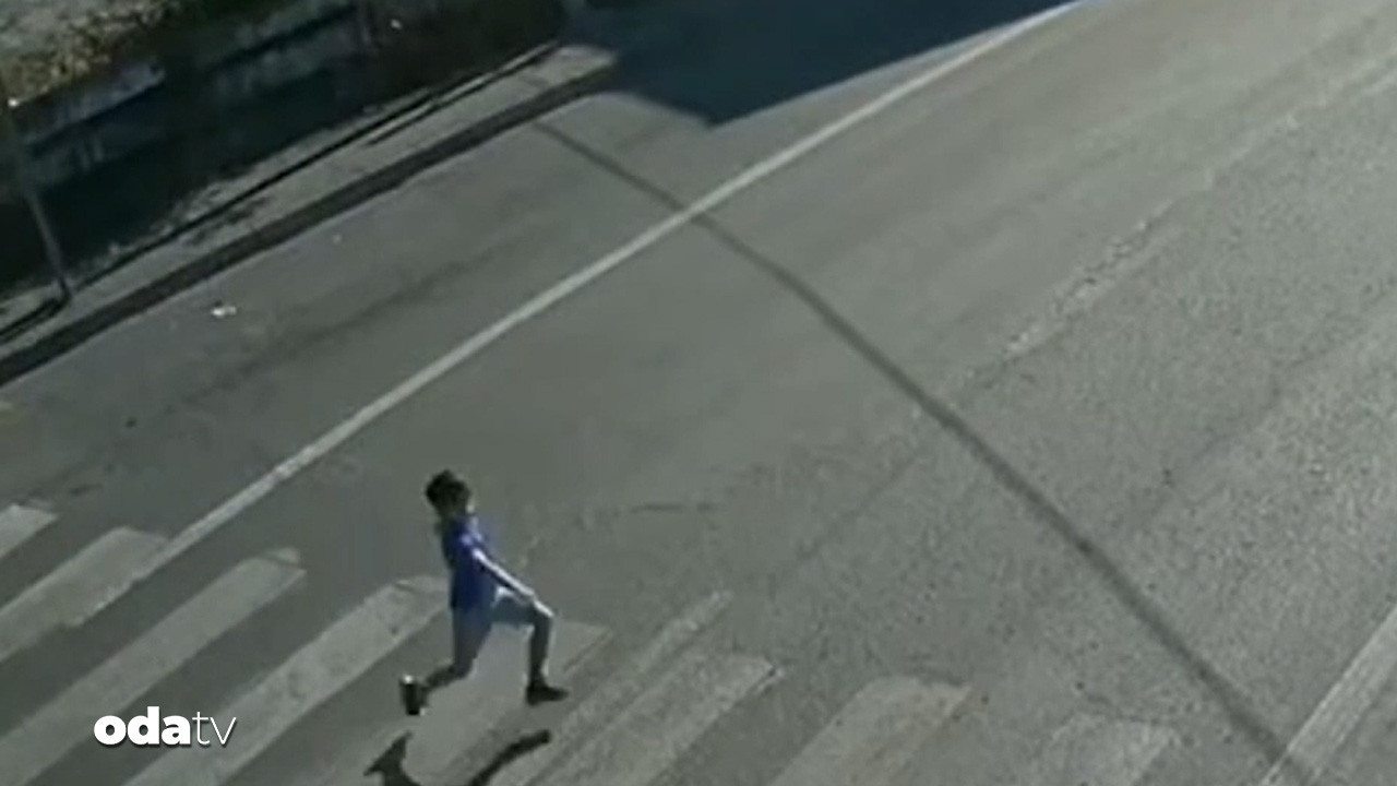 ‘Yaya önceliği’ slogan kaldı: Küçük çocuğa geçitte araba çarptı