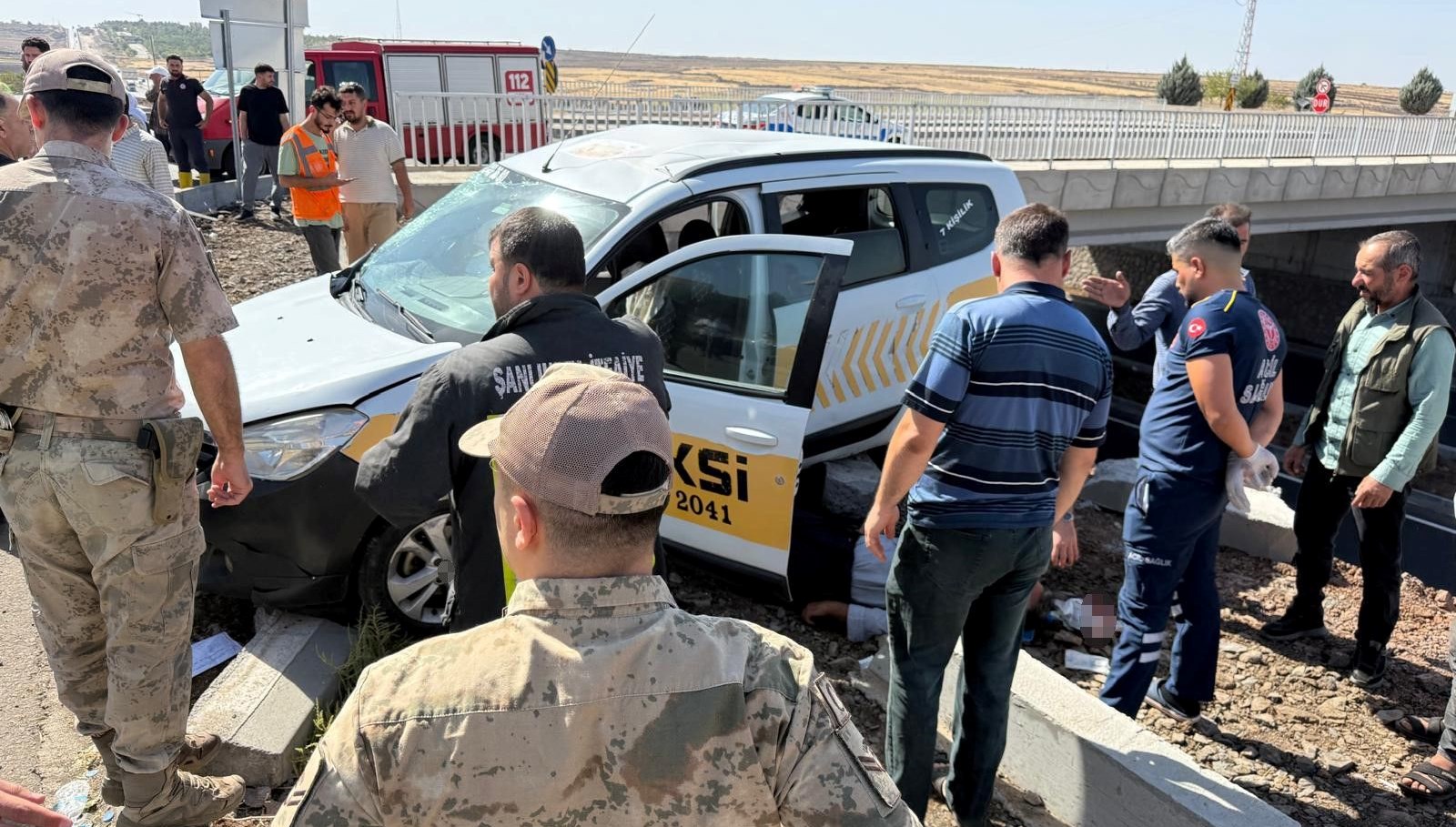 hastane kavsaginda kaza 4 yarali kk2hluEC