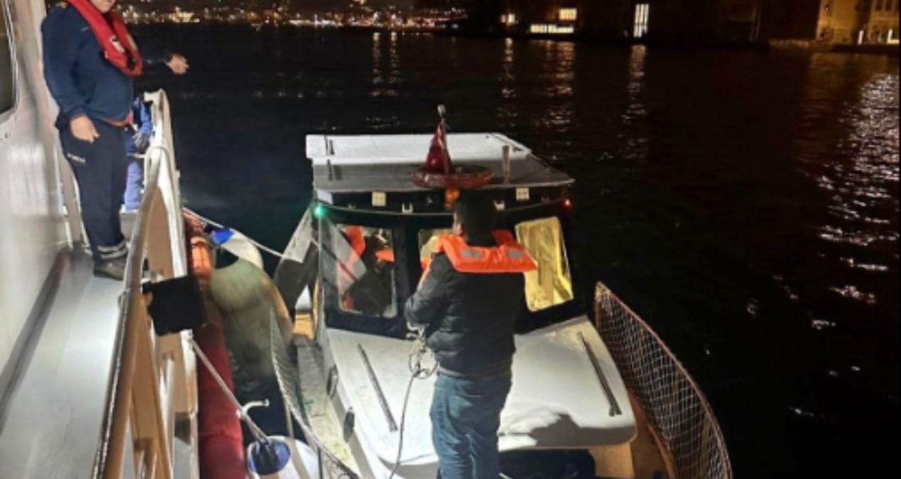 İstanbul Boğazı’nda tekne arızası: 4 kişi kurtarıldı