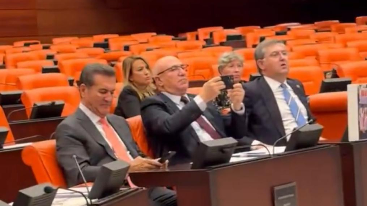 Osman Gökçek’ten CHP sıralarına tepki: Bu maaşı hak ediyorlar mı?