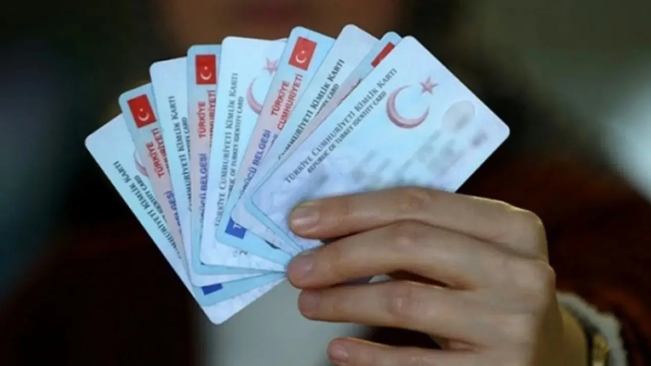 Sürücüler dikkat: Ehliyetini yenilemeyene çifte fatura yolda!