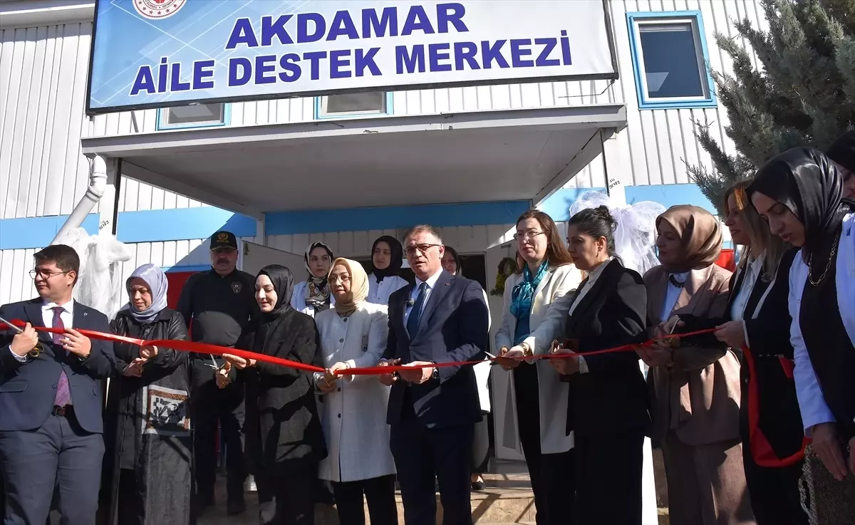 Van’da Aile Destek Merkezleri Açıldı