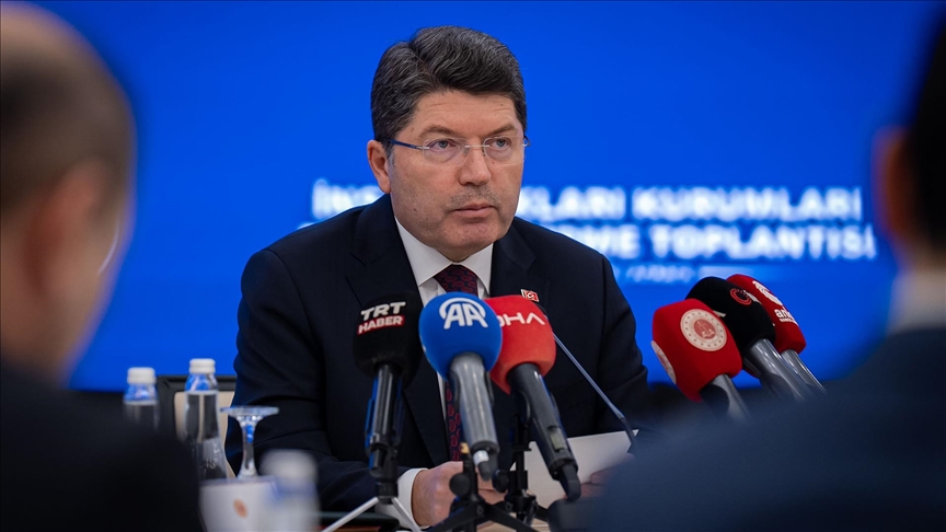 Bakan Tunç’tan, DEM Parti’nin barış yasası önerisine yanıt