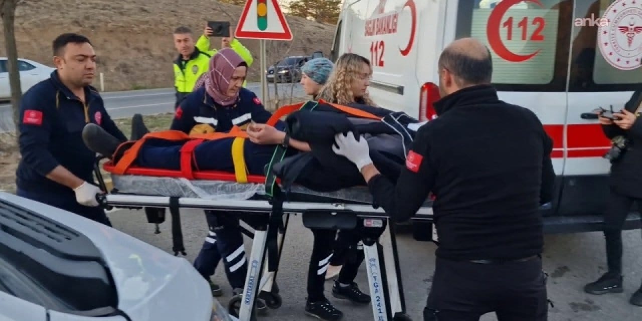 Kırıkkale’de üç işçi servisi çarpıştı: 10 yaralı