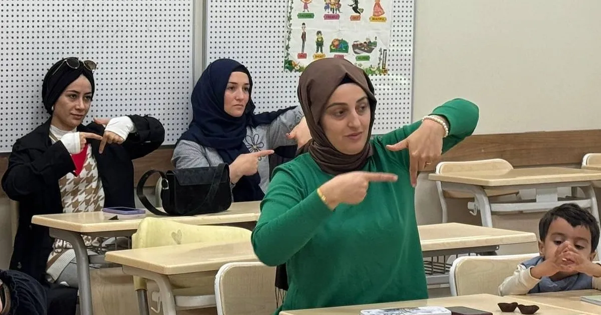 Sakarya’da Türk İşaret Dili kursu tamamlandı
