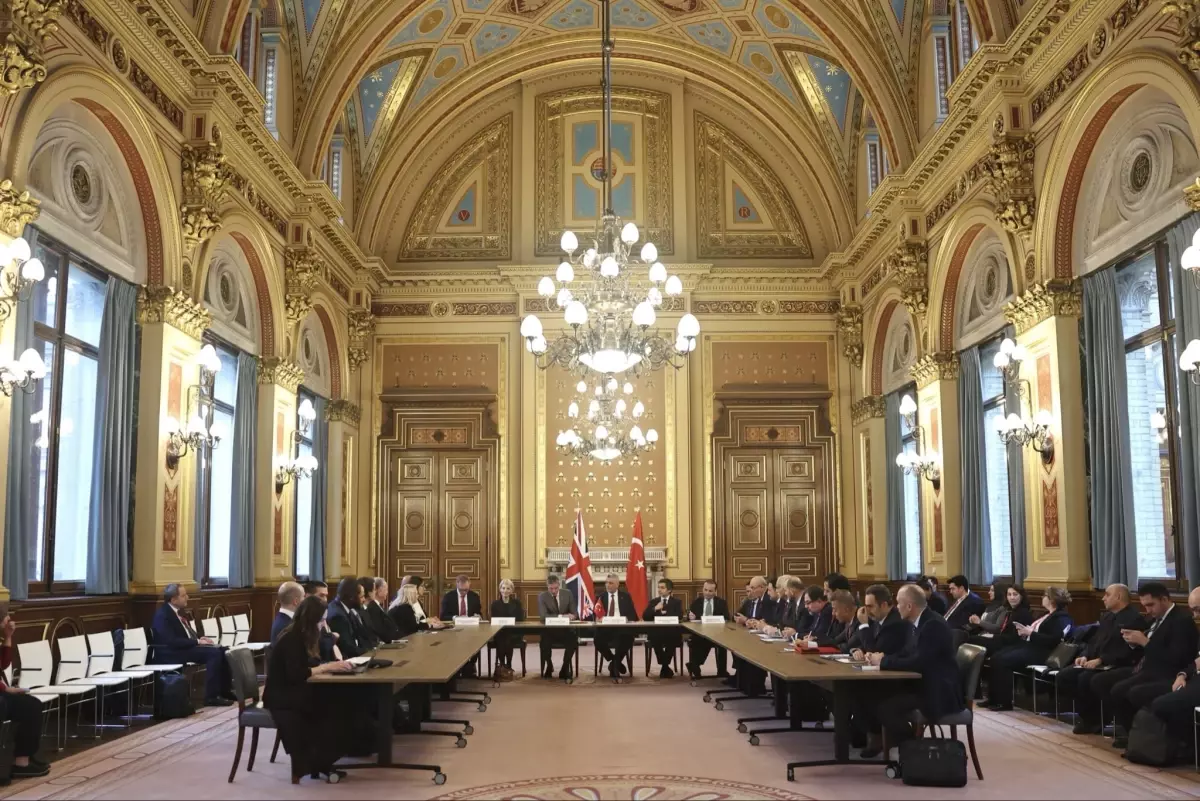 Bakan Bolat, İngiltere’de Ticaret Görüşmesi Yaptı