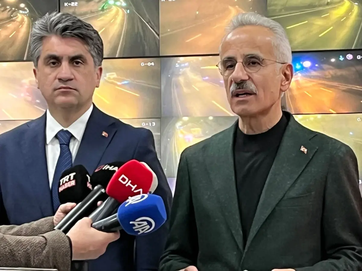Bakan Uraloğlu’ndan Ulaştırma Projeleri Açıklaması