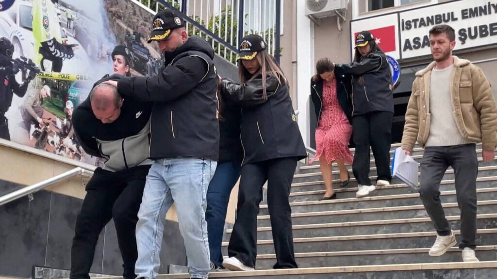 danimarkali-sirkette-211-milyonluk-vurgun-iddiasi-finans-direktoru-ve-2-kisi-tutuklandi-hZK3wZId