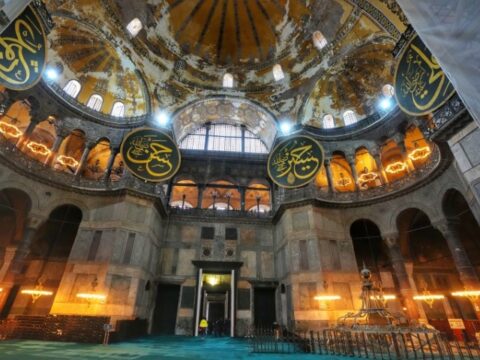 Bakan Ersoy'dan Ayasofya ve Sultanahmet Camii Restorasyonuna Dair Önemli Açıklamalar