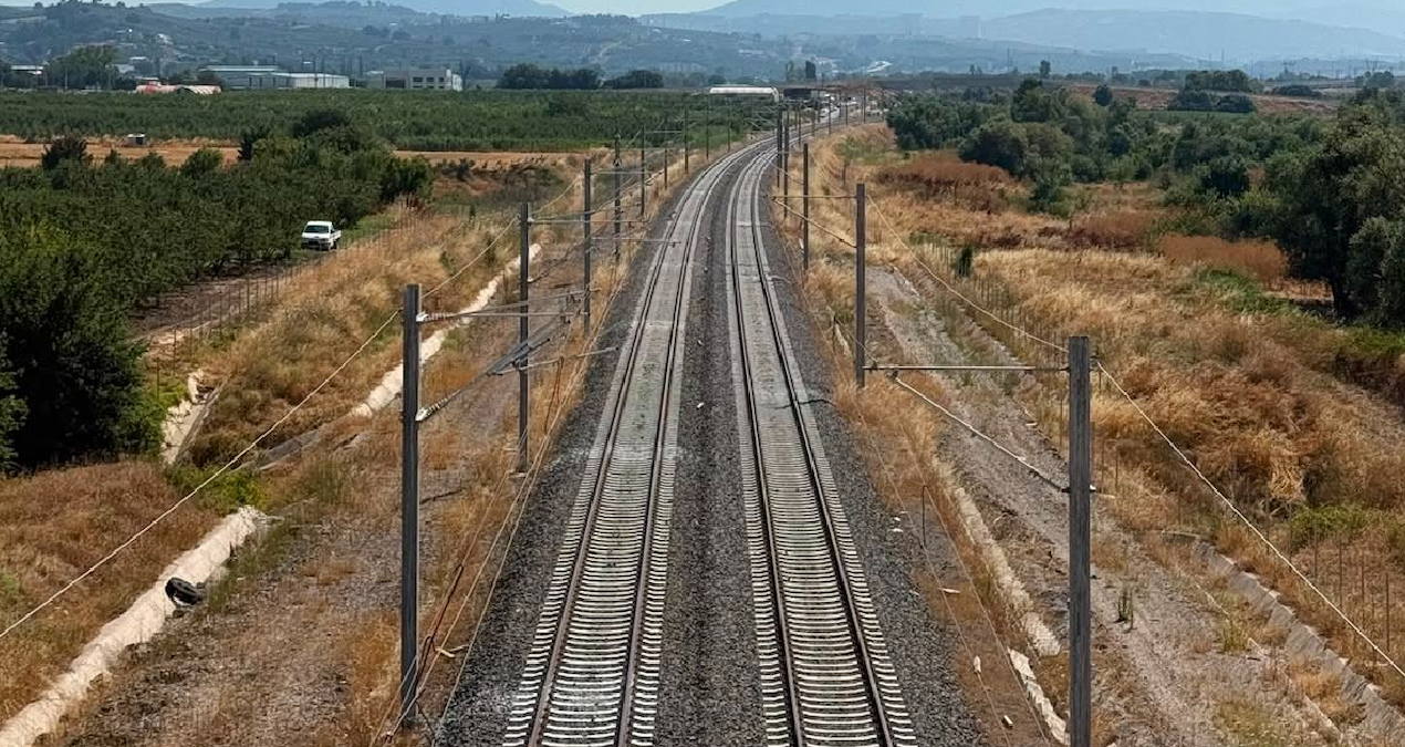 3 il arasindaki yol 2 saate dusuyor 5C4Pcj3B