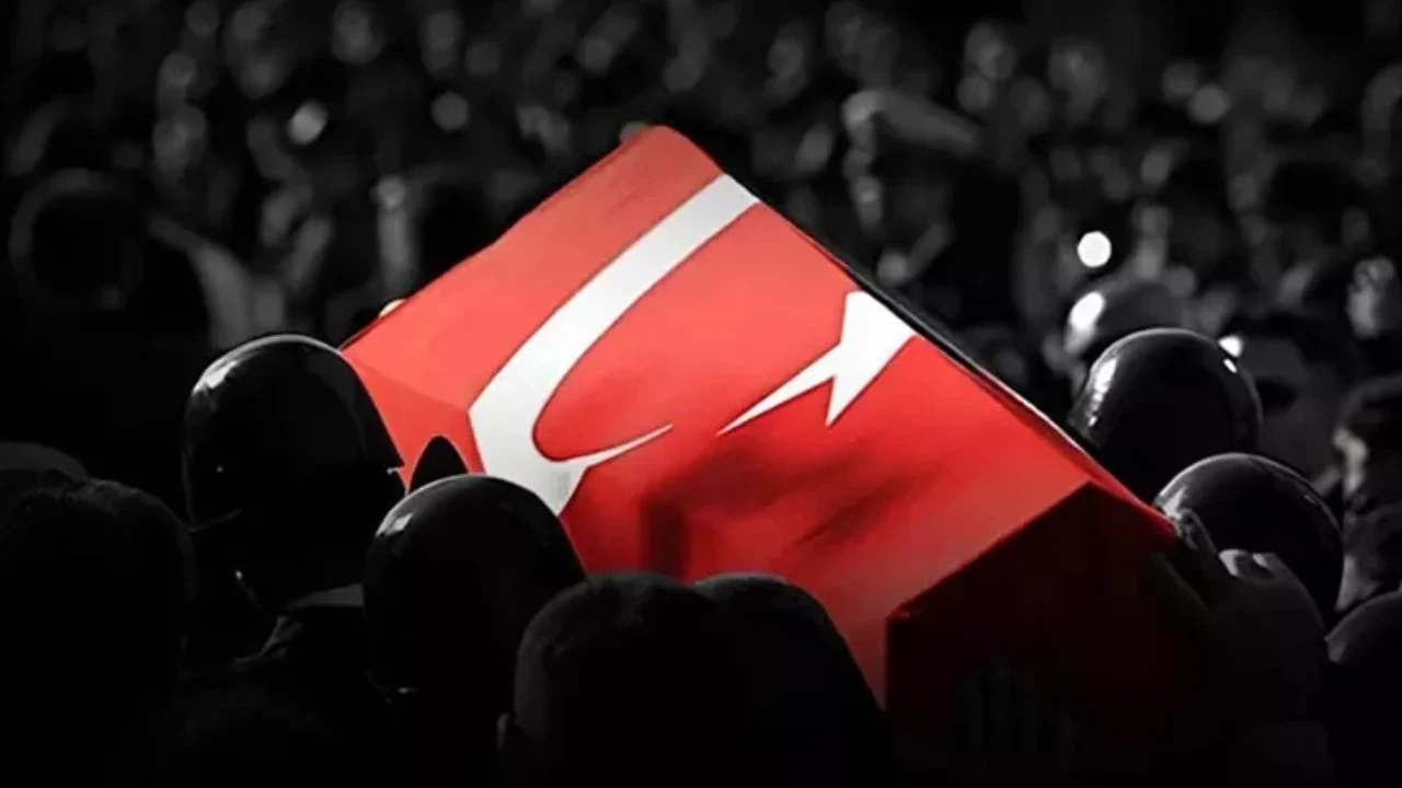 Eskişehir’de jandarmaya hain saldırı: Uzman Çavuş Mehmet Demirbaş şehit oldu Eskisehirde jandarmaya hain saldiri uzman cavus mehmet demirbas sehit oldu 3xR6pC7s