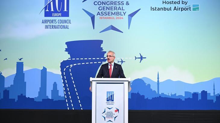 Bakan Uraloğlu İstanbul Havalimanı’nda Avrupa rekorunun kırıldığını açıkladı